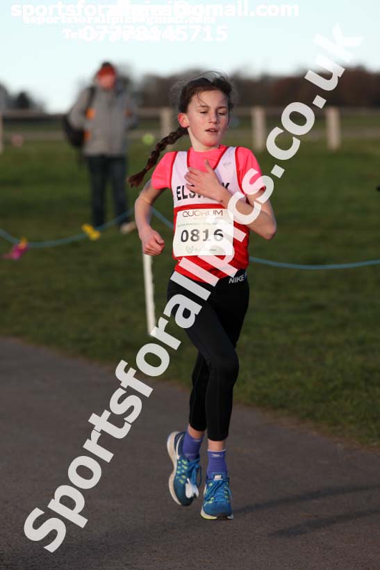 Boys and girls under-13s Heaton Harriers Memorial Road Races, Newcastle. Photo:  David T. Hewitson/Sports for All Pics